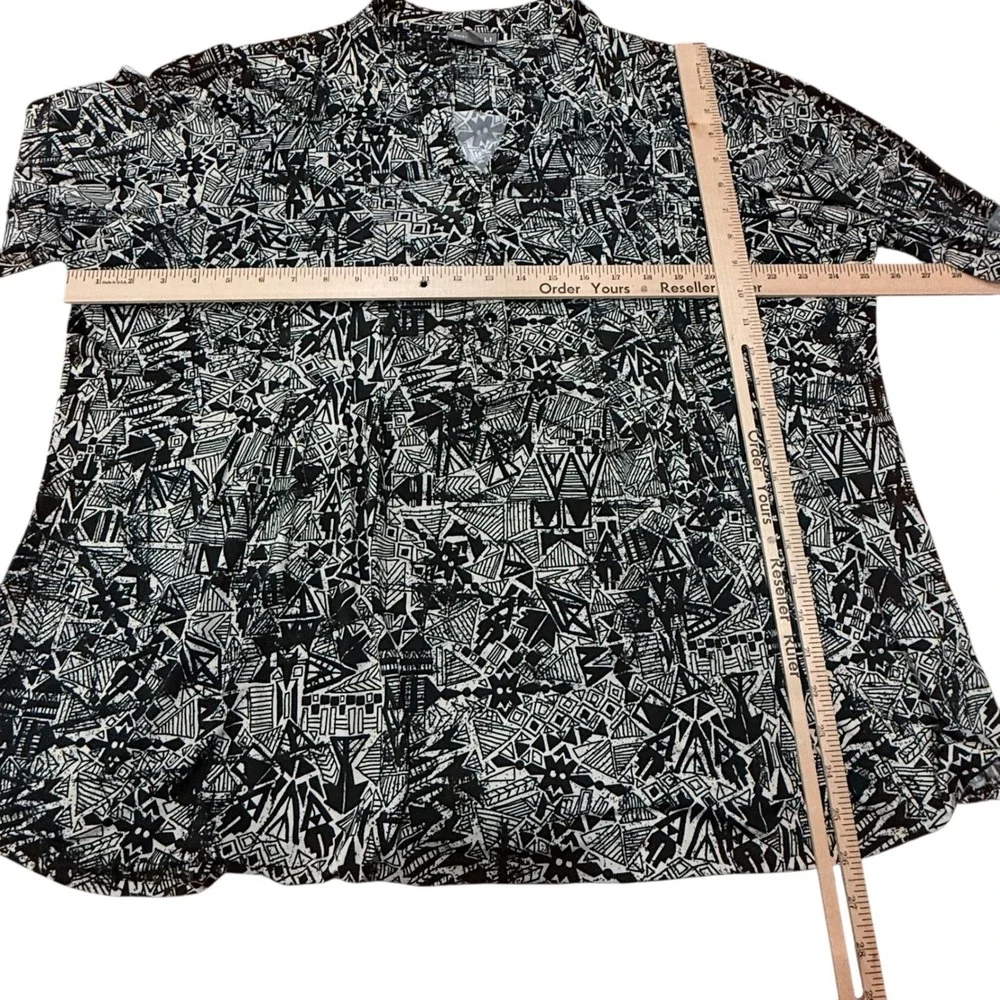 Roz & Ali Tunic Top Abstract Print 3/4 Sleeve Blouse Black White 2X boho chic